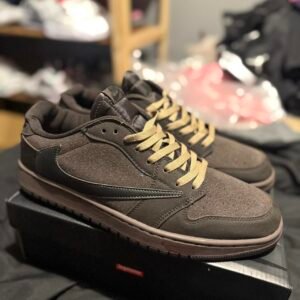 Jordan Men’s Brown and Grey Trainers