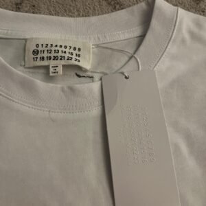 Maison Margiela Men's White T-shirt - Image 4