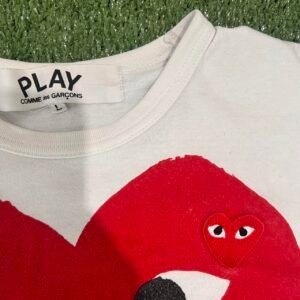 Comme des Garçons Play Men's White and Red T-shirt - Image 5