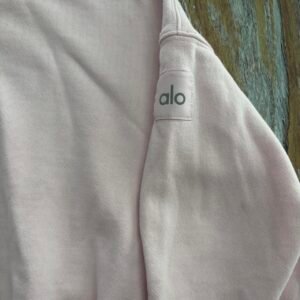 Alo Yoga Women's Pink Sweatshirt - Image 4