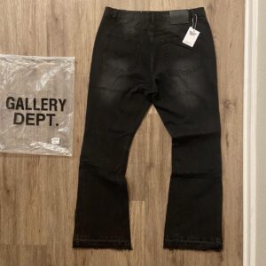 Gallery Dept. Men's Black and Navy Jeans - Image 1