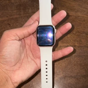 Apple Watch SE Gen 2 - Image 3