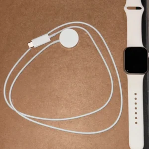 Apple Watch SE Gen 2 - Image 1