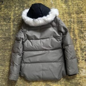 Moose Knuckles Women's Grey and Khaki Coat - Image 9