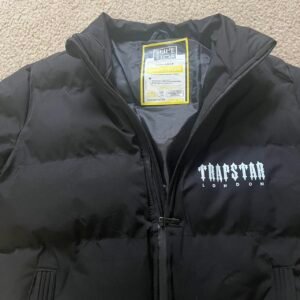 Trapstar Men's Black Jacket - Image 4
