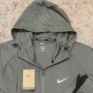 Brand new Grey Nike miller tracksuit - Image 9