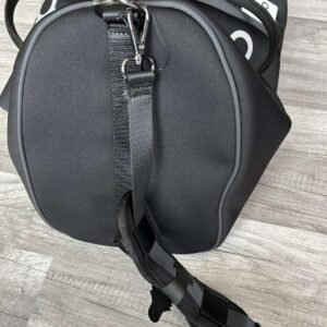 Alo Yoga Women's Black Accessory - Image 4