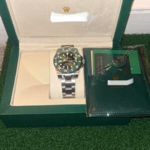 Rolex submariner 41mm green dial. - Image 2
