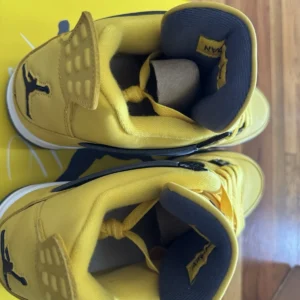Air Jordan 4 Retro Lightning 2021 - Image 11