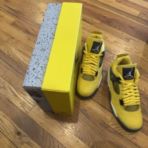 Air Jordan 4 Retro Lightning 2021 - Image 12