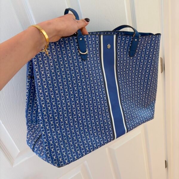 Tory Burch lathe tote bag!