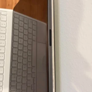 Apple iPad Pro 11-inch (3rd Gen M1) 256GB Space Gray w/Magic Keyboard - Image 3