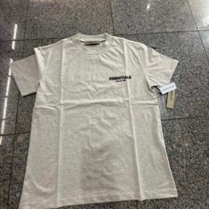Fear of God Men's Grey and Cream T-shirt - Image 3