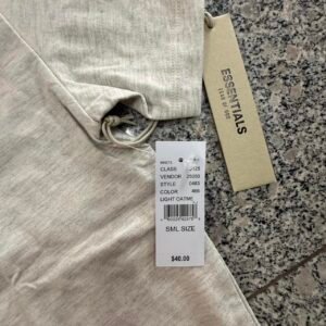 Fear of God Men's Grey and Cream T-shirt - Image 5