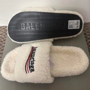 Balenciaga Men's White and Cream Slides - Image 4