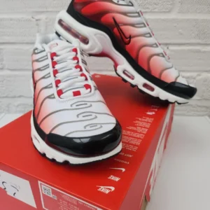 Nike Air Max Plus TNs Trainers Brand New Half Box
