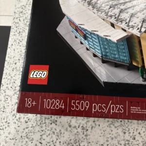 LEGO Icons Camp Nou FC Barcelona 10284 Stadium New Factory Sealed 18+ - Image 3