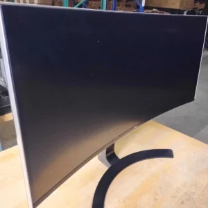 LG 34UC80-B 34" ULTRAWIDE QHD 3440X1440 IPS CURVED MONITOR - USED, NO WIRES - Image 3