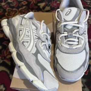ASICS Gel NYC Cream Oyster Grey - Image 1