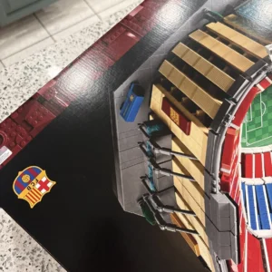 LEGO Icons Camp Nou FC Barcelona 10284 Stadium New Factory Sealed 18+ - Image 10