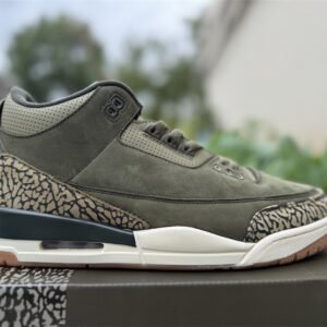 Air Jordan 3 Retro - Image 16