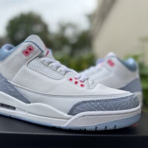 Air Jordan 3 - Image 4