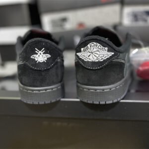 Travis Scott x Air Jordan 1 low - Image 3
