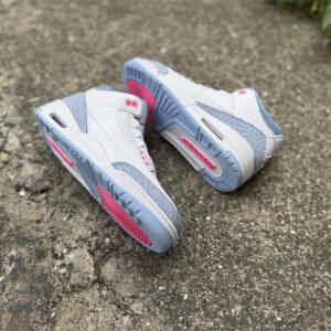 Air Jordan 3 - Image 12