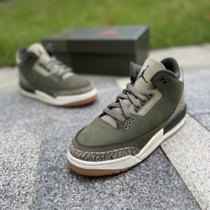 Air Jordan 3 Retro - Image 13