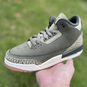 Air Jordan 3 Retro - Image 14