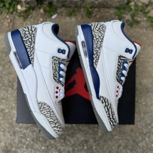 Air Jordan 3 - Image 13