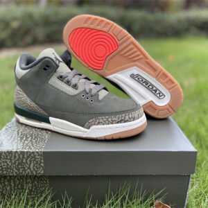 Air Jordan 3 Retro - Image 22