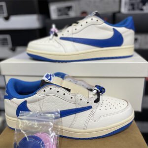 Travis Scott x Air Jordan 1 low - Image 8