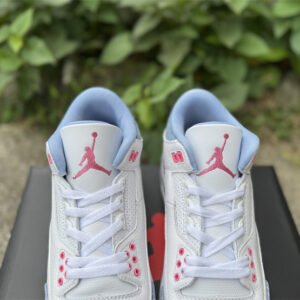 Air Jordan 3 - Image 15