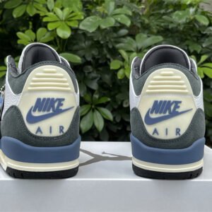 Air Jordan 3 OG SP “Diffused Blue”x A Ma Maniére - Image 16