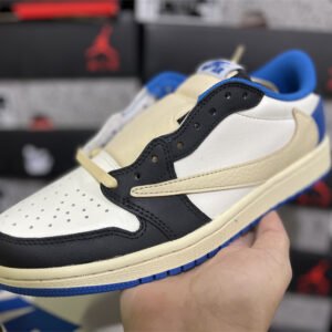 Travis Scott x Air Jordan 1 low - Image 18