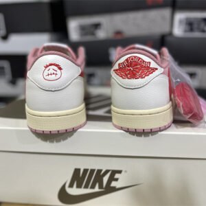 Travis Scott x Air Jordan 1 low - Image 12