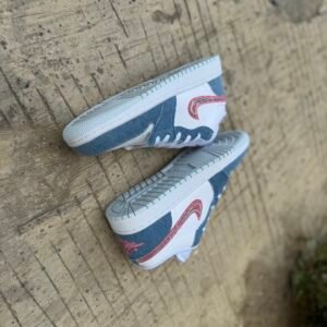 Travis Scott x Air Jordan 1 - Image 15