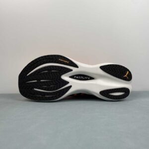 PUMA Deviate NITRO"3 - Image 17