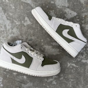 Travis Scott x Air Jordan 1 - Image 19