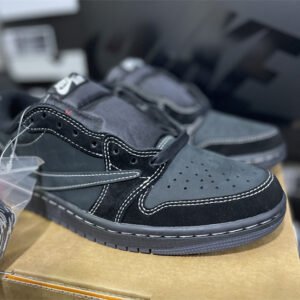 Travis Scott x Air Jordan 1 low - Image 10