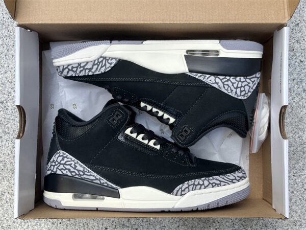Air Jordan 3 WMNS Off Noir