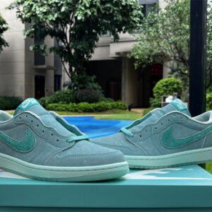 Air Jordan Low OG Washed Teal WMNS - Image 9