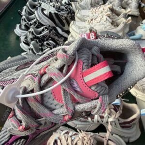 VG Batch Balenciaga 3XL Gradient Sneaker Silver Pink KeyChainVG Batch Balenciaga 3XL Gradient Sneaker Silver Pink KeyChain - Image 7