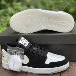 Air Jordan 1 Low - Image 11