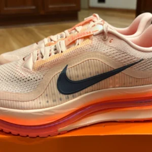 Nike Pegasus Premium Washed Coral Gridiron - Image 3